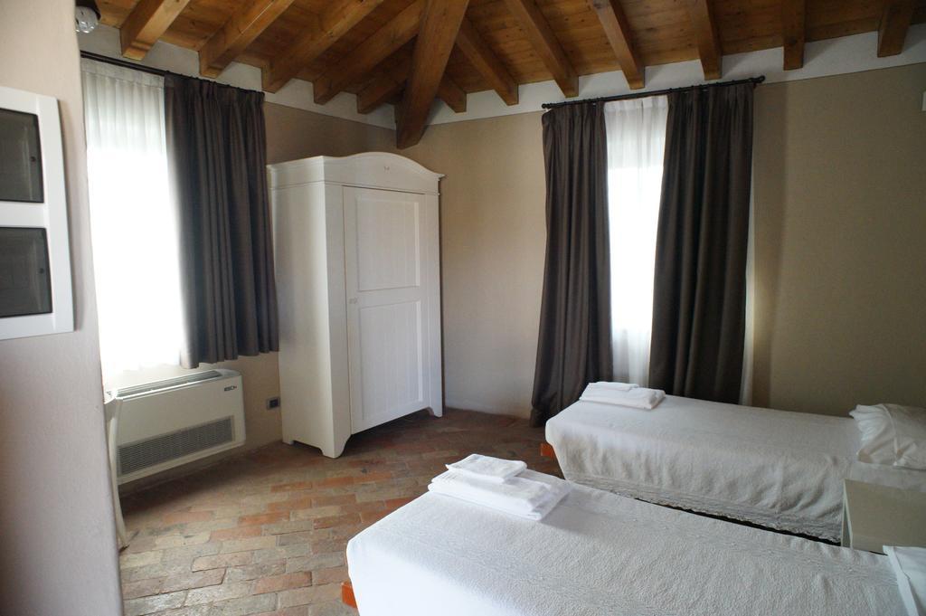 Corte Breda, Agriturismo Bed&Breakfast Кьяри Экстерьер фото